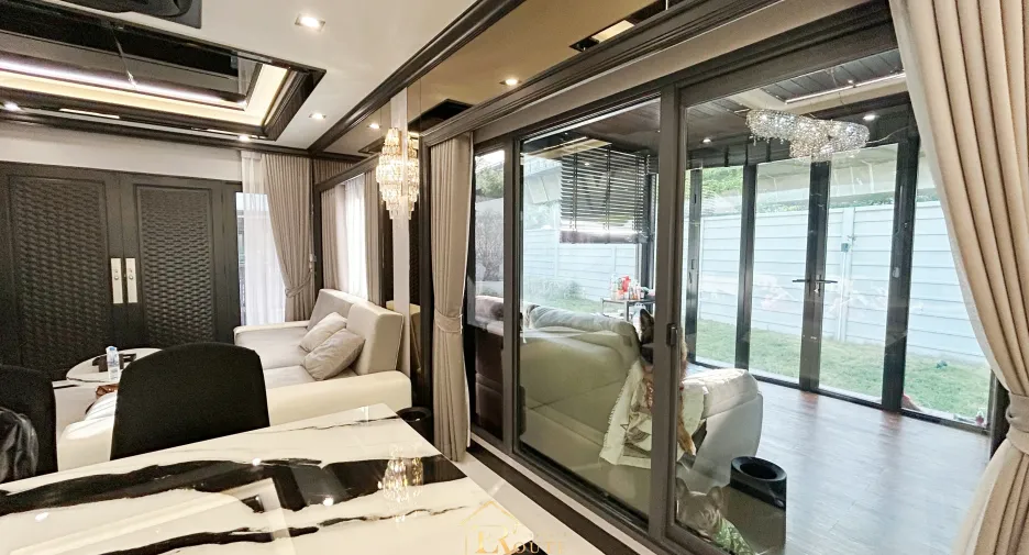 Casa en venta de 4 habitaciones en Mueang Pathum Thani, Pathum Thani