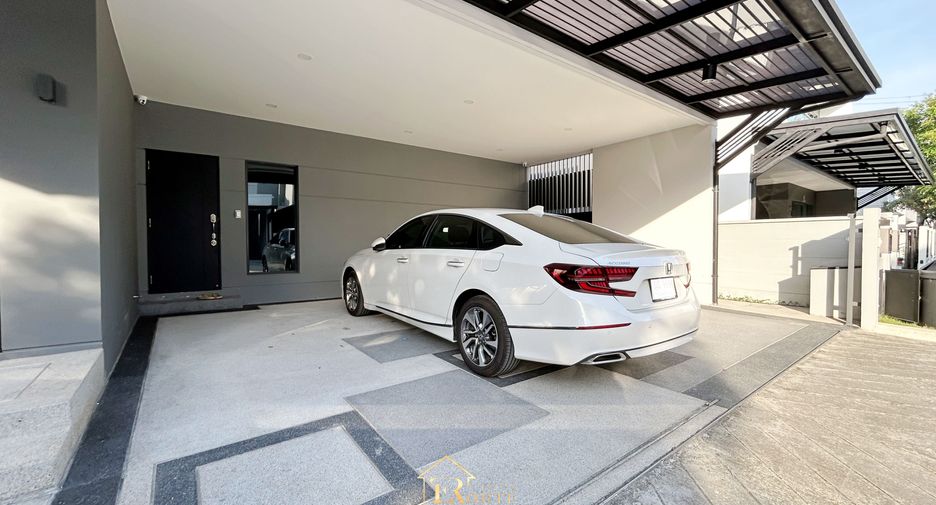 Casa en venta de 4 habitaciones en Mueang Pathum Thani, Pathum Thani