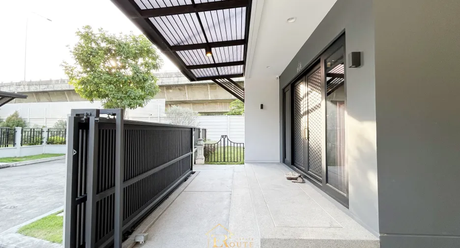 Casa en venta de 4 habitaciones en Mueang Pathum Thani, Pathum Thani
