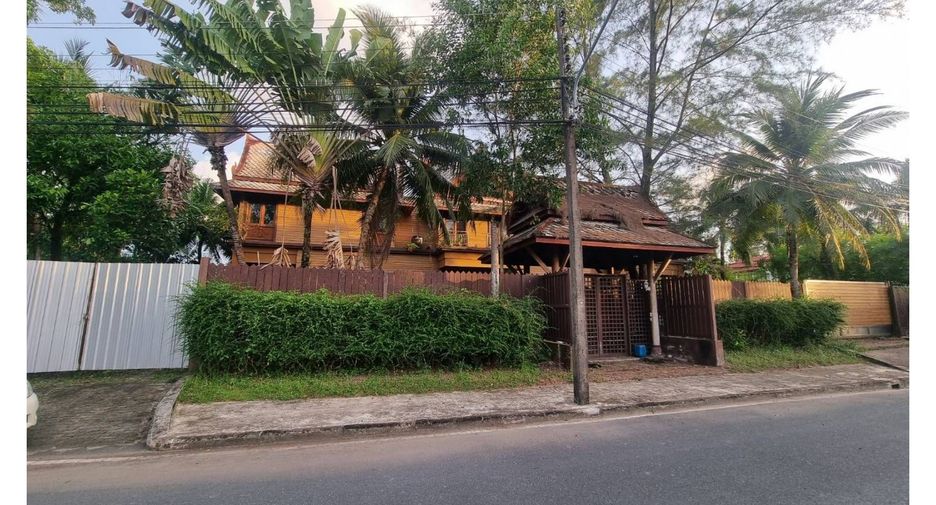 For sale 5 bedrooms house in Thalang, Phuket