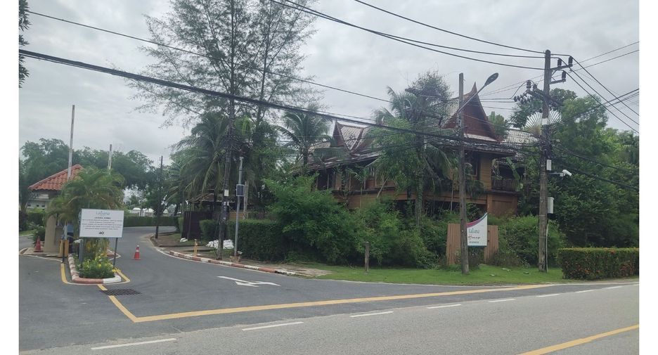 For sale 5 bedrooms house in Thalang, Phuket