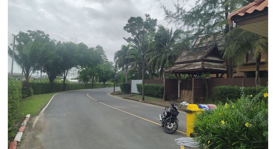 For sale 5 bedrooms house in Thalang, Phuket