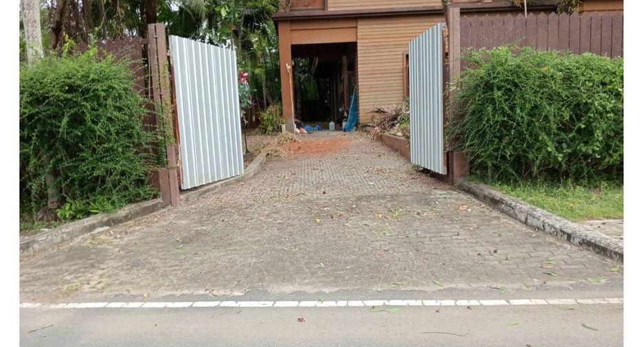 For sale 5 bedrooms house in Thalang, Phuket