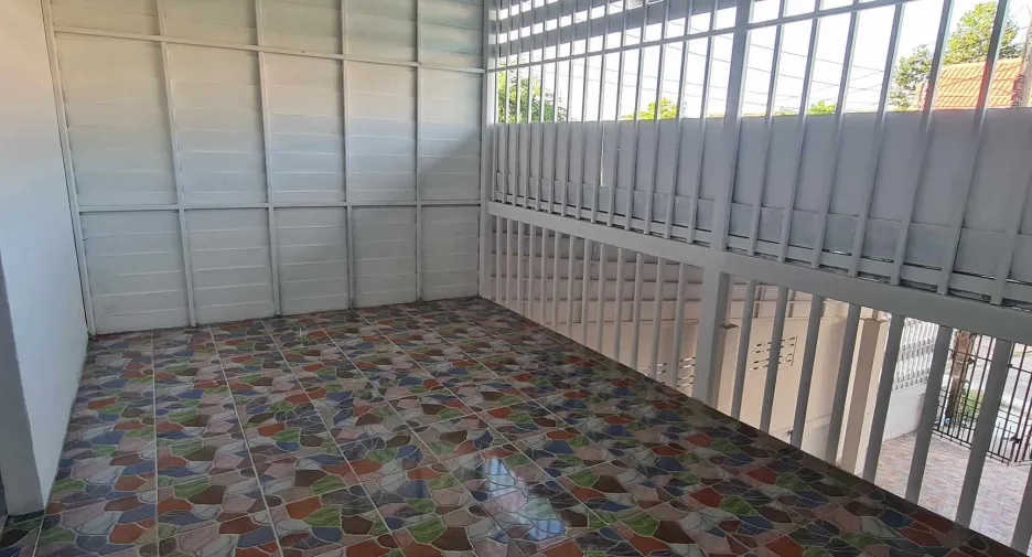 For sale 2 ベッドルーム house in Mueang Surin, Surin
