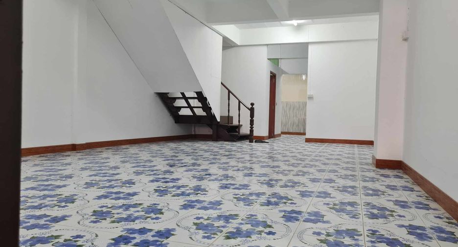For sale 2 ベッドルーム house in Mueang Surin, Surin