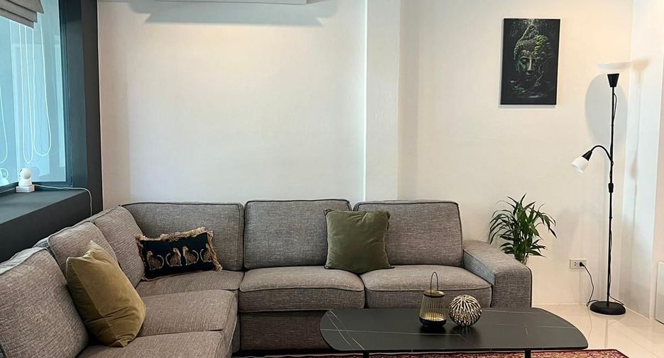 For rent 3 bedrooms townhouse in Thalang, Phuket