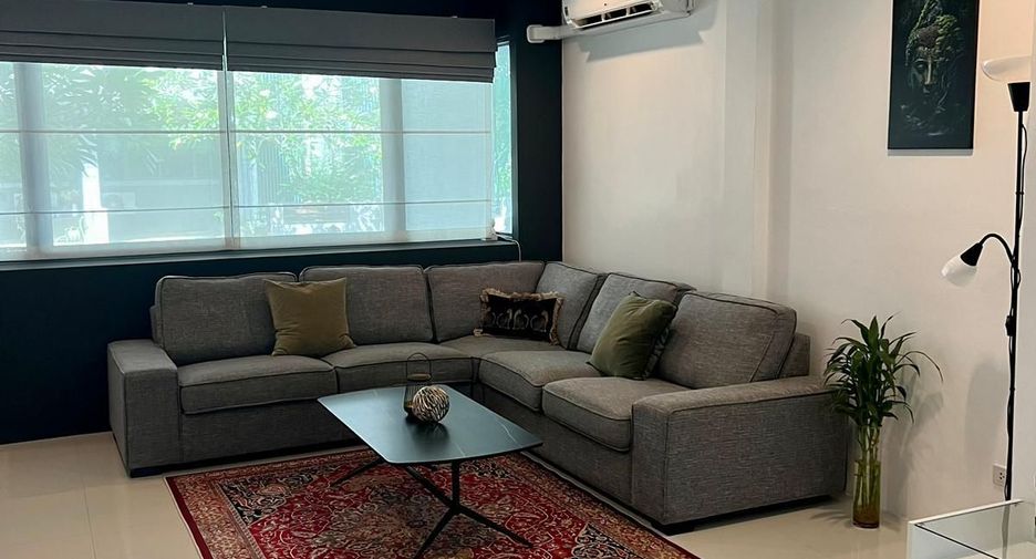 For rent 3 bedrooms townhouse in Thalang, Phuket