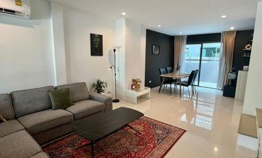 Casa adosada en alquiler de 3 habitaciones en Thalang, Phuket