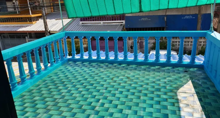 For rent 3 bedrooms townhouse in Bang Bon, Bangkok