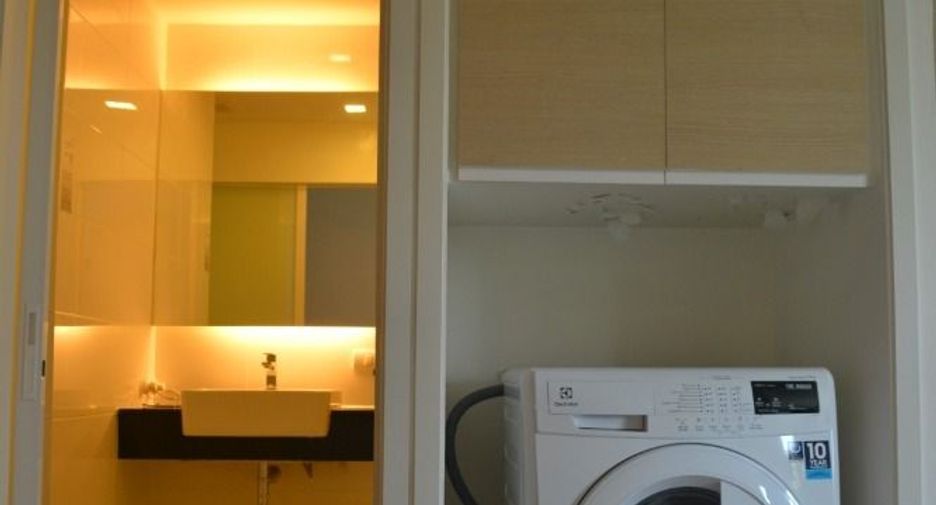 For sale 3 bedrooms condo in Si Racha, Chonburi