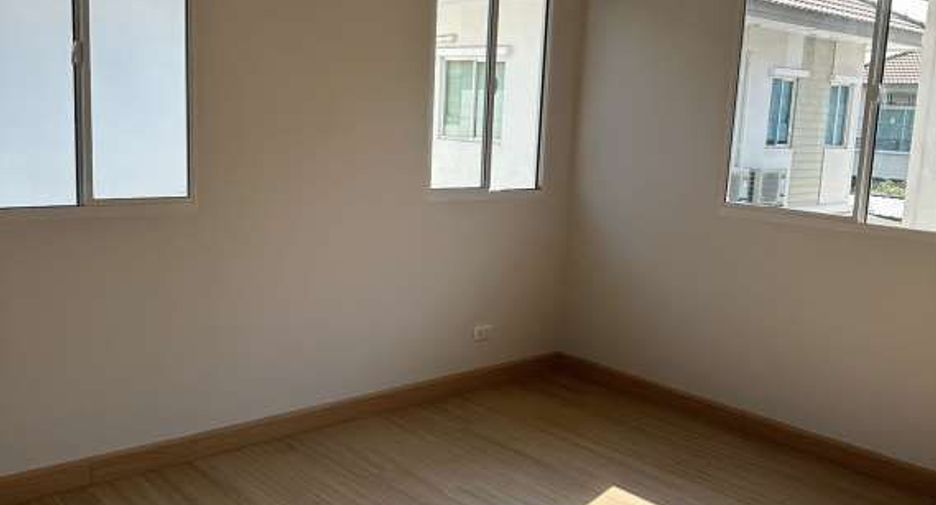 Haus zum Kauf mit 3 Zimmer in Bang Bua Thong, Nonthaburi