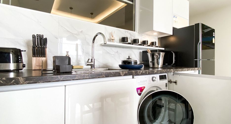 For rent 2 bedrooms condo in Mueang Phuket, Phuket