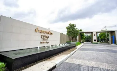 For sale そして for rent 4 ベッドルーム townhouse in Bang Kruai, Nonthaburi