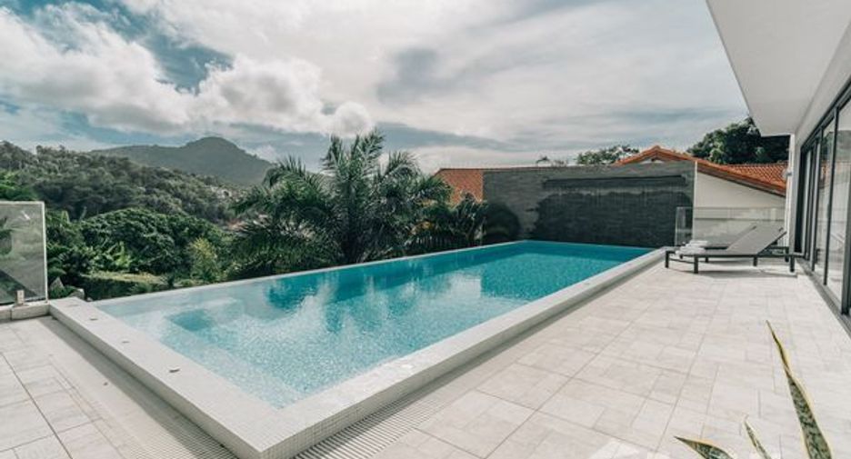 For sale 6 bedrooms villa in Kathu, Phuket