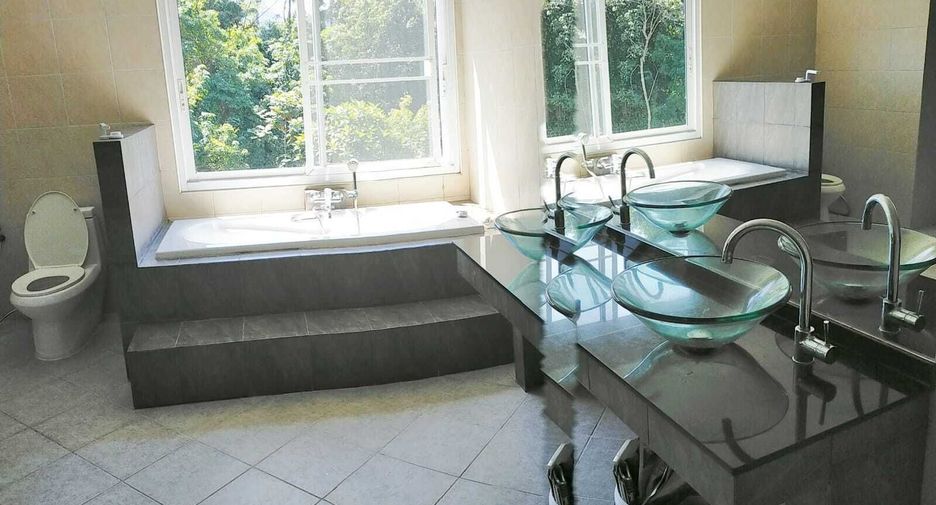For sale and for rent 2 bedrooms condo in Kathu, Phuket