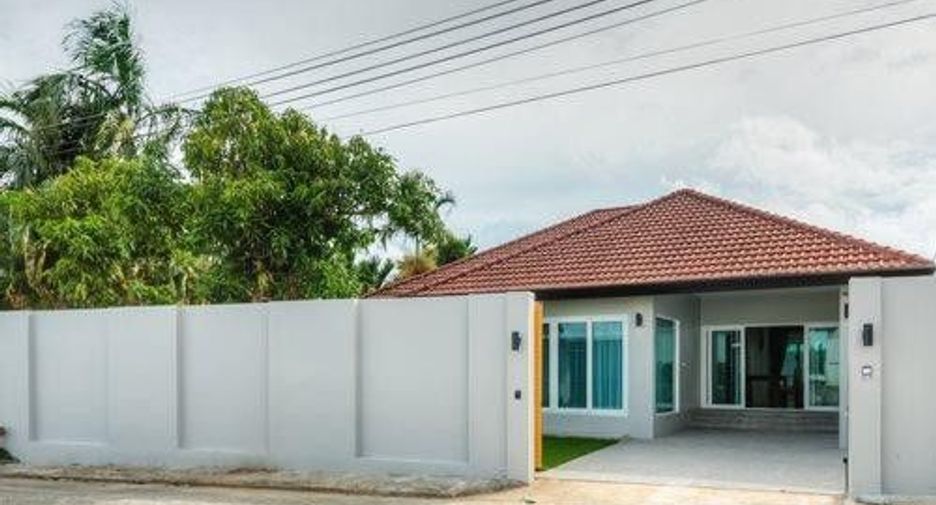 For rent 3 bedrooms villa in Thalang, Phuket