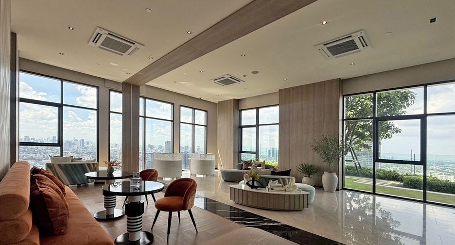 For sale 2 bedrooms condo in Phra Khanong, Bangkok