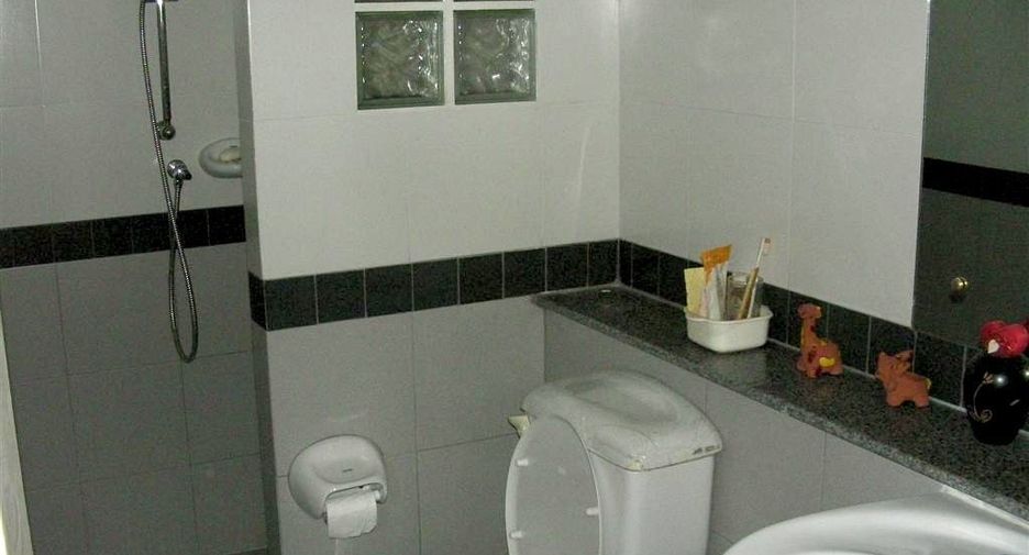 For sale 3 bedrooms house in Min Buri, Bangkok