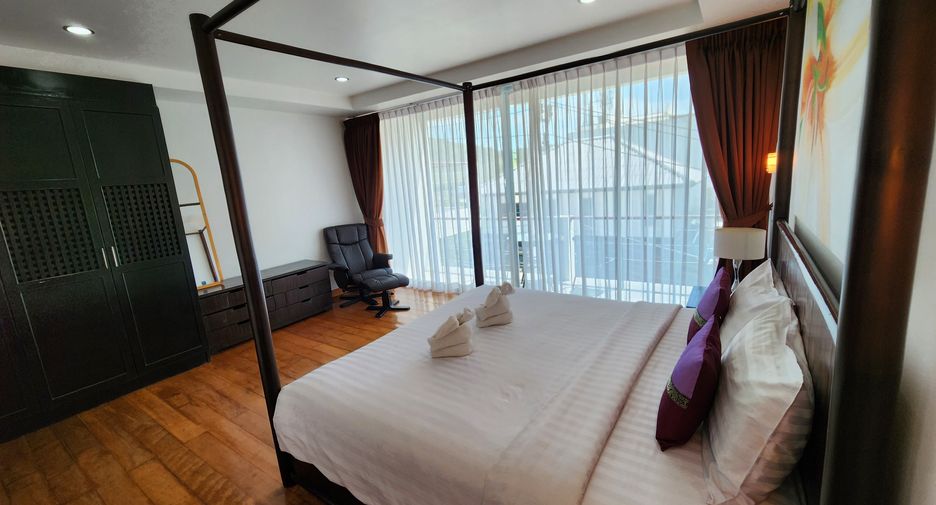 For sale 3 bedrooms apartment in Mueang Phuket, Phuket