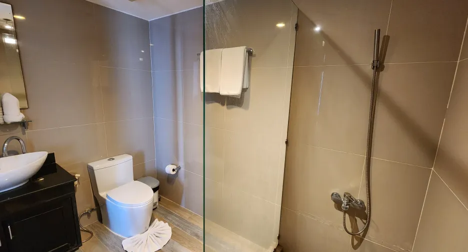 For sale 3 bedrooms apartment in Mueang Phuket, Phuket