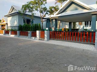For rent 4 bedrooms villa in Bang Lamung, Chonburi