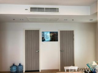 Condo en venta de 2 habitaciones en Yan Nawa, Bangkok
