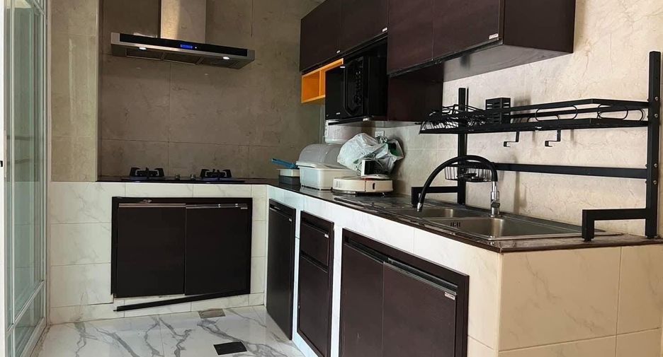 For sale 3 bedrooms townhouse in Bang Phli, Samut Prakan