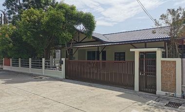 À vendre 4 chambres maison à Min Buri, Bangkok