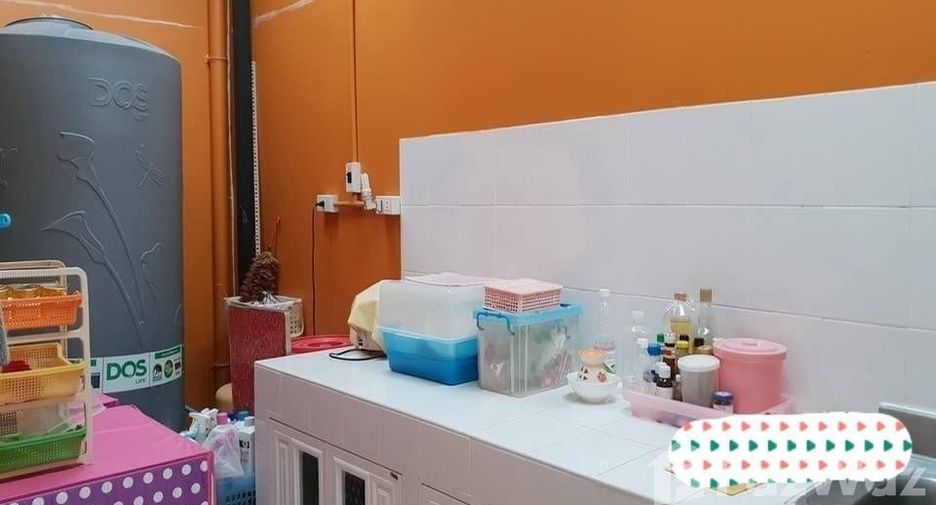 For sale 3 bedrooms townhouse in Mueang Chachoengsao, Chachoengsao