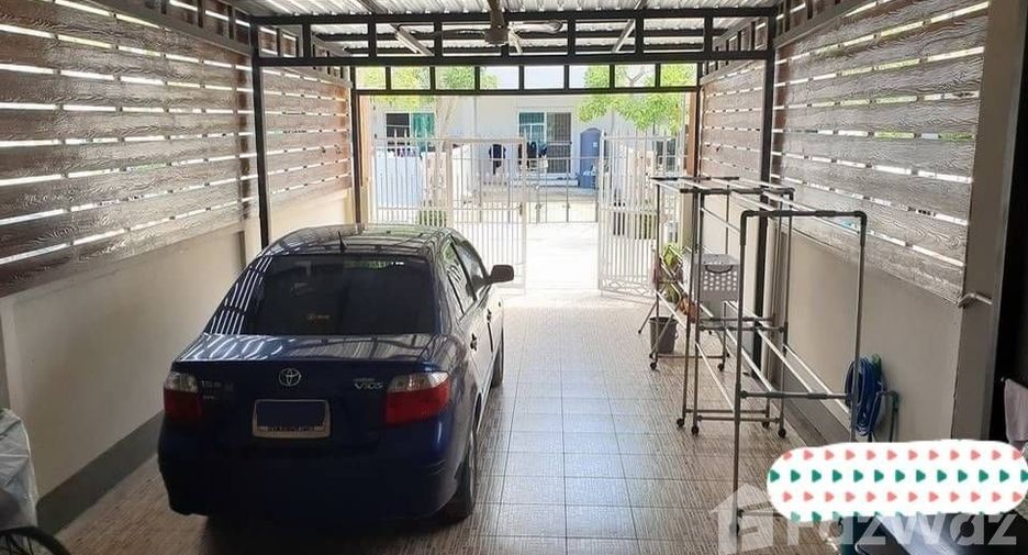 For sale 3 bedrooms townhouse in Mueang Chachoengsao, Chachoengsao