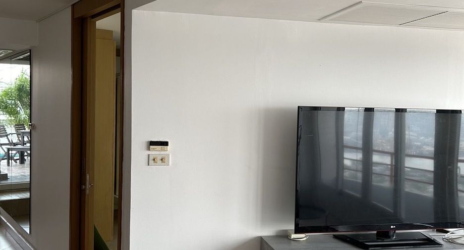 For sale 2 bedrooms condo in Yan Nawa, Bangkok