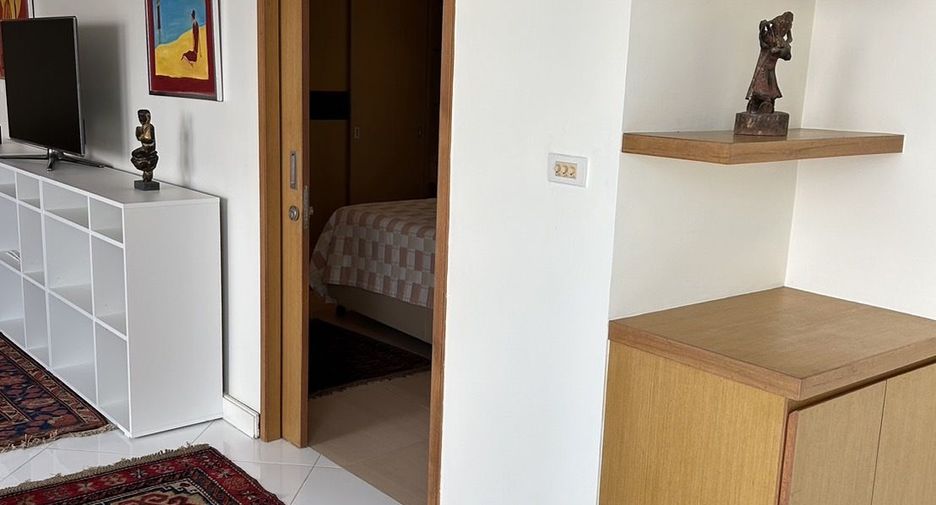 For sale 2 bedrooms condo in Yan Nawa, Bangkok