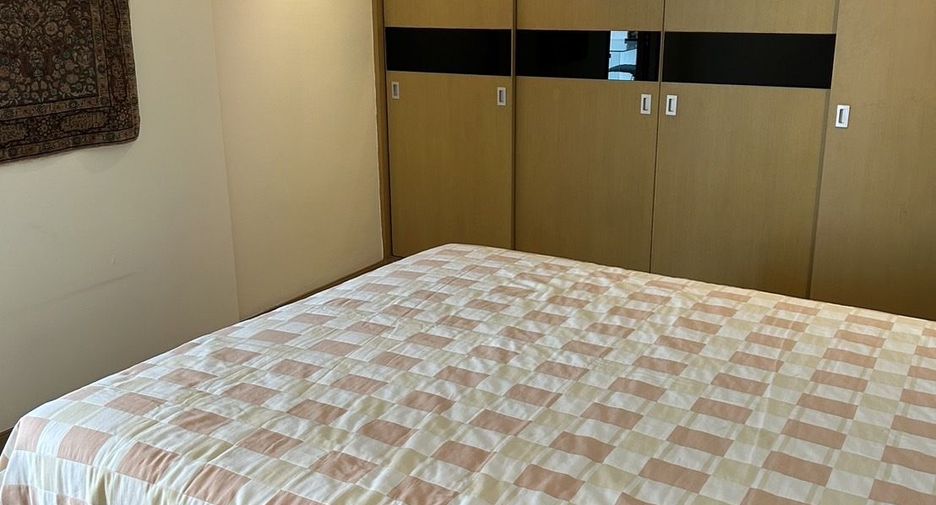 For sale 2 bedrooms condo in Yan Nawa, Bangkok