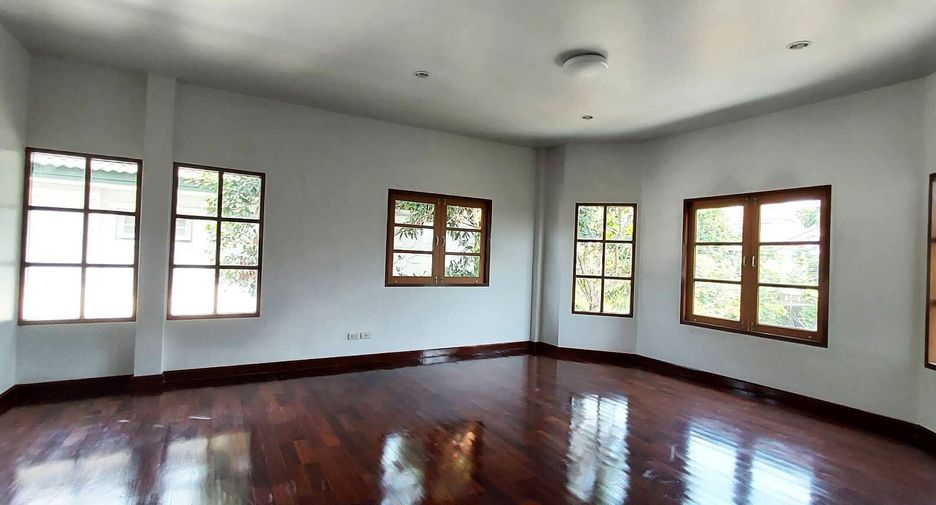 For sale 3 bedrooms house in Bang Bon, Bangkok