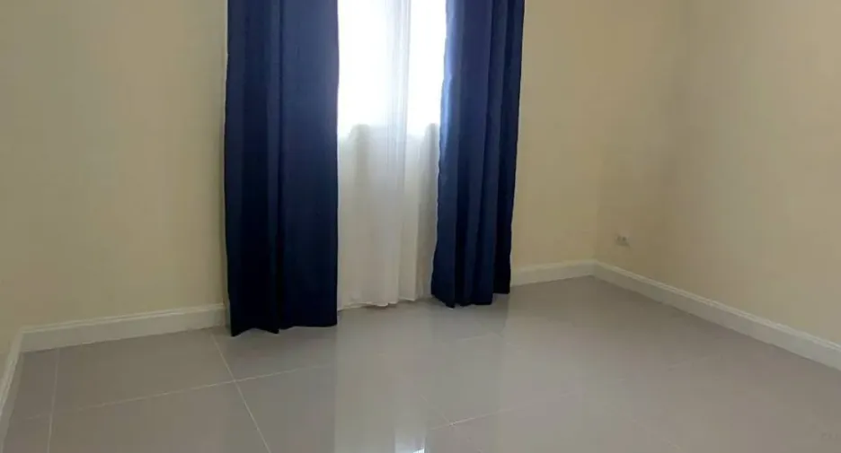 For rent 4 bedrooms townhouse in Thalang, Phuket