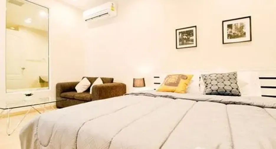 For sale 1 bed condo in Khlong San, Bangkok