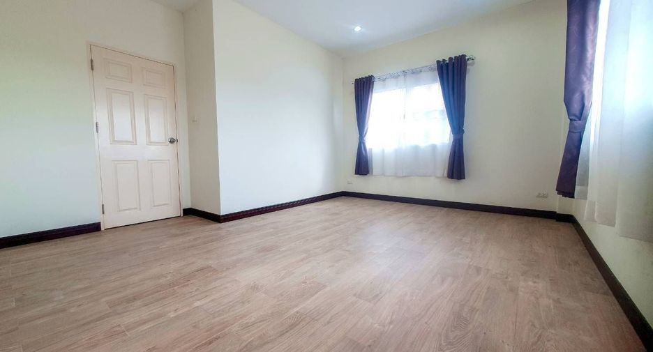 For rent 3 bedrooms townhouse in Thalang, Phuket