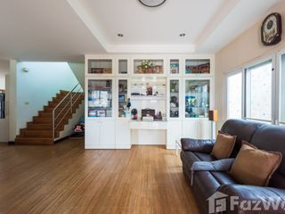 For sale 4 bedrooms house in Mueang Samut Prakan, Samut Prakan
