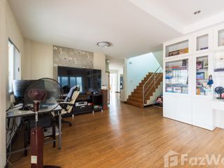 For sale 4 bedrooms house in Mueang Samut Prakan, Samut Prakan