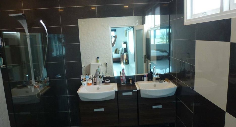 Villa en venta de 5 habitaciones en Tha Sala, Nakhon Si Thammarat