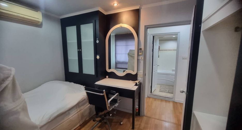 For sale 2 bedrooms condo in Bang Phlat, Bangkok