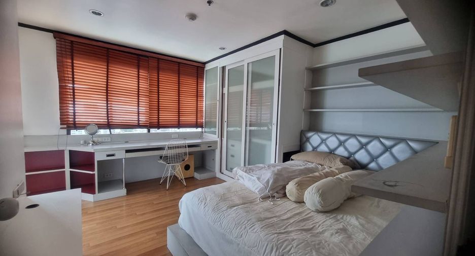 For sale 2 bedrooms condo in Bang Phlat, Bangkok