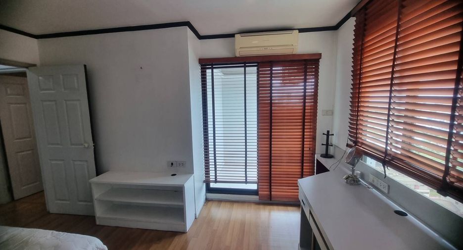 For sale 2 bedrooms condo in Bang Phlat, Bangkok