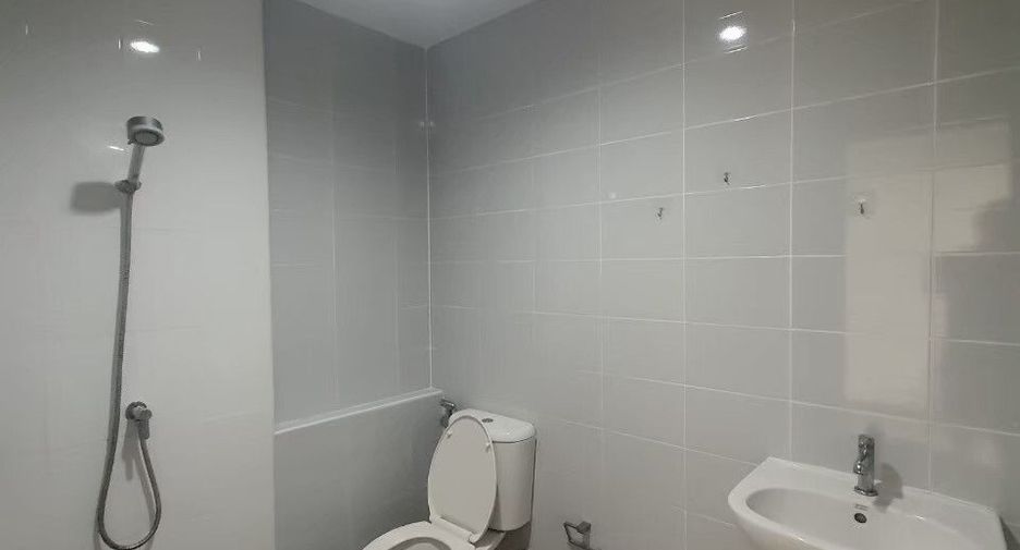 For sale 2 bedrooms townhouse in Khlong Sam Wa, Bangkok