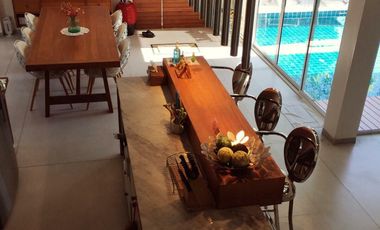 À vendre et à louer 3 chambres villa à Mueang Phuket, Phuket