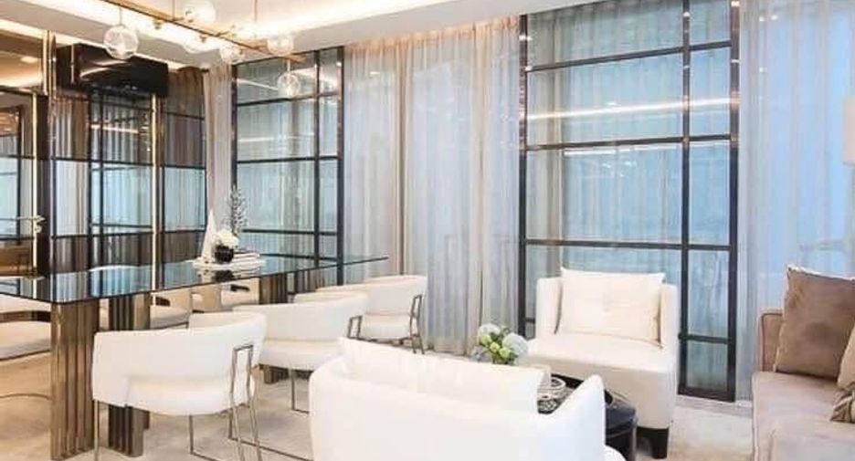 For sale 2 bedrooms condo in Phaya Thai, Bangkok