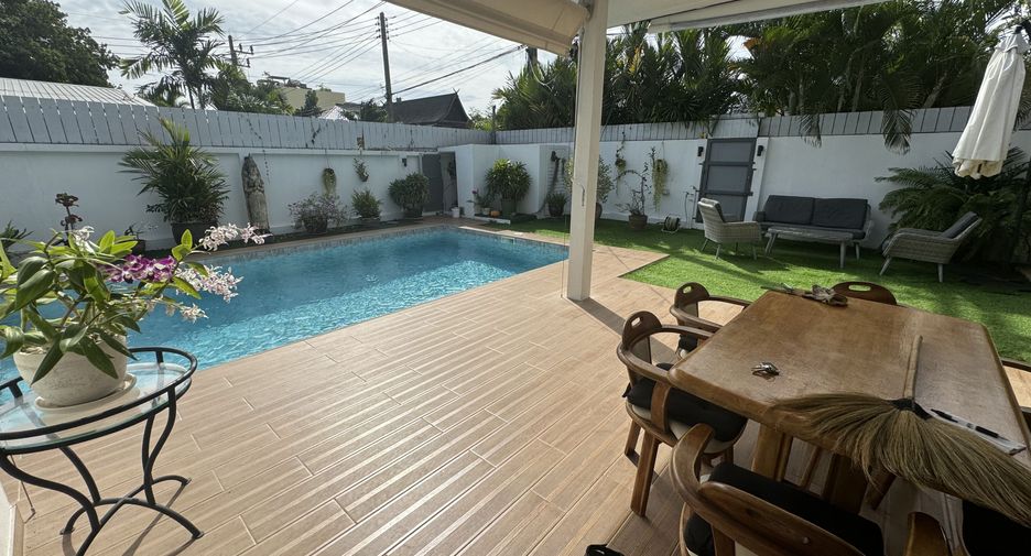 Villa en venta y en alquiler de 3 habitaciones en Mueang Phuket, Phuket