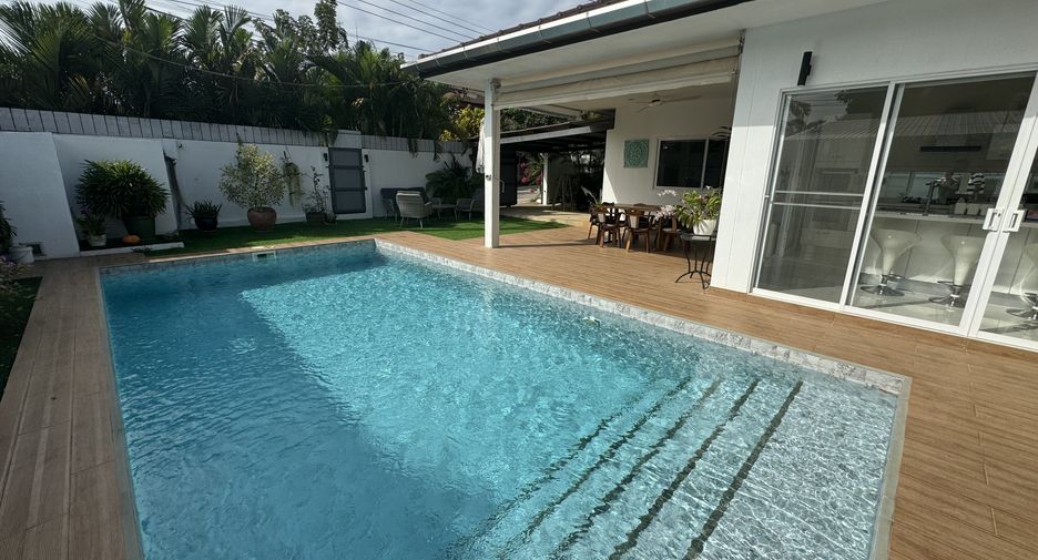 Villa en venta y en alquiler de 3 habitaciones en Mueang Phuket, Phuket
