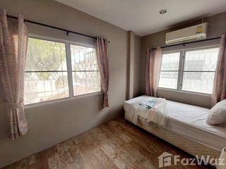 For sale 3 bedrooms townhouse in Bang Khen, Bangkok