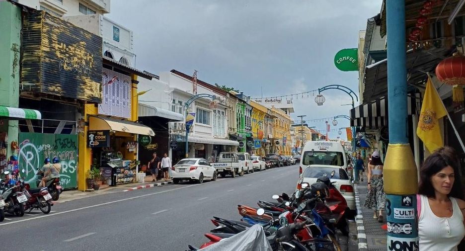 For sale 4 bedrooms retail Space in Mueang Phuket, Phuket